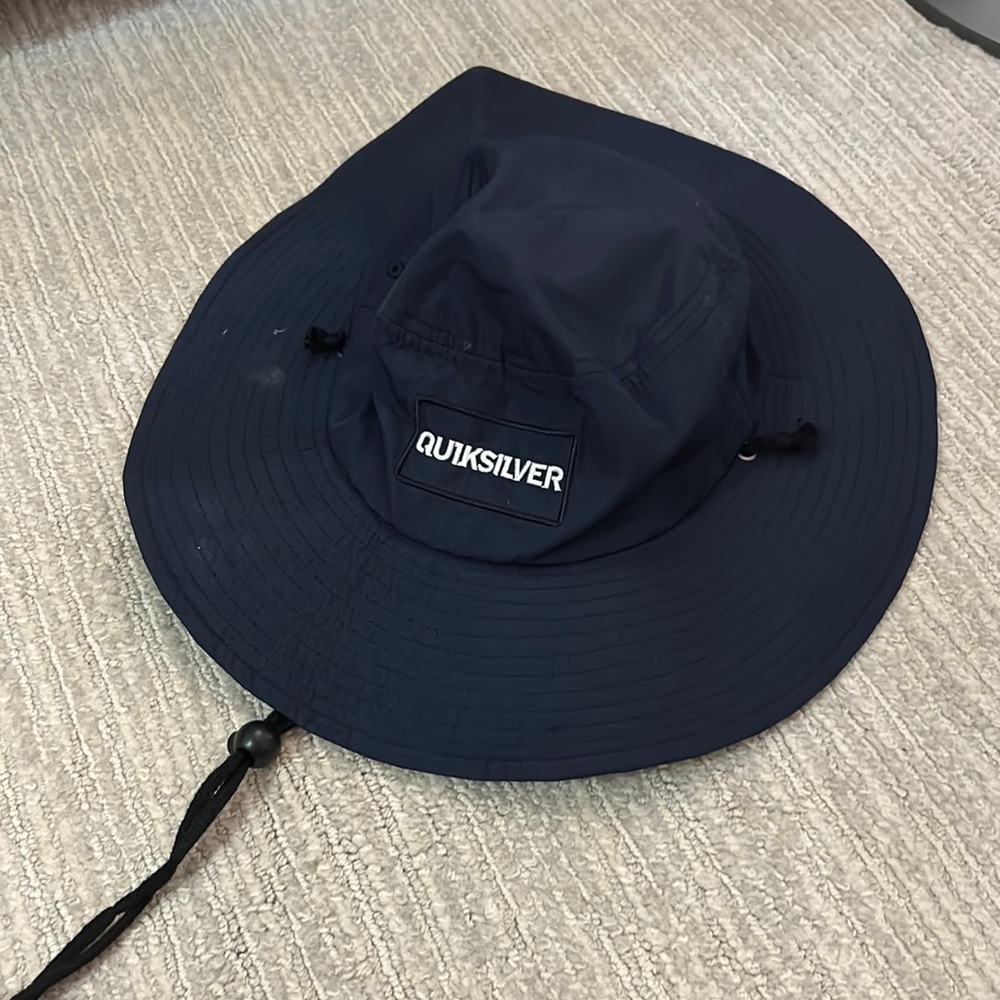 Navy Quicksilver bucket hat